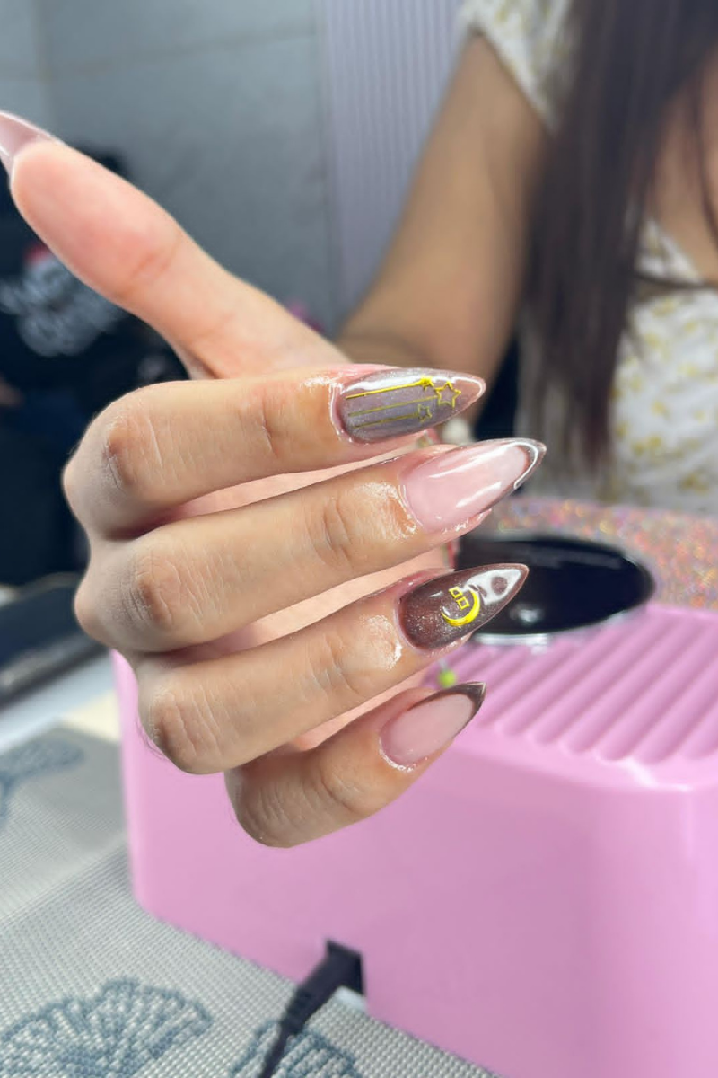 Manicure profesional con acabado impecable